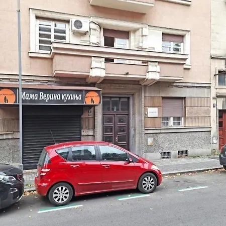 Lägenhet Cozy Near Saint Sava Temple *