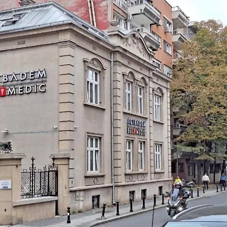 Cozy Near Saint Sava Temple * Belgrad